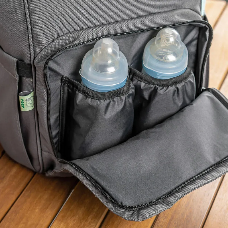 reer Growing Wickelrucksack, Wickel Rucksack, Wickeltasche, Wickelunterlage, recycelten PET-Flaschen, Grau, 84221