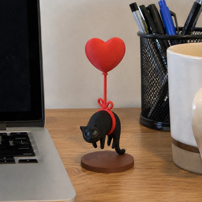 Love is in the Air Floating Cat Decor
