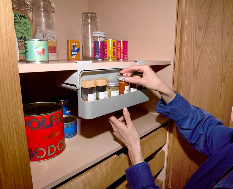 CupboardStore™ Unterregal für Gewürze aus recyceltem Plastik