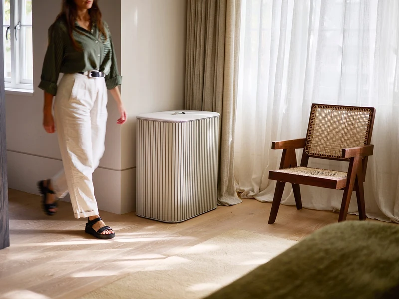Tota Trio Luxe 90L Wäschetrennkorb mit drei Fächern mit naturfarbenem Bambus-Finish