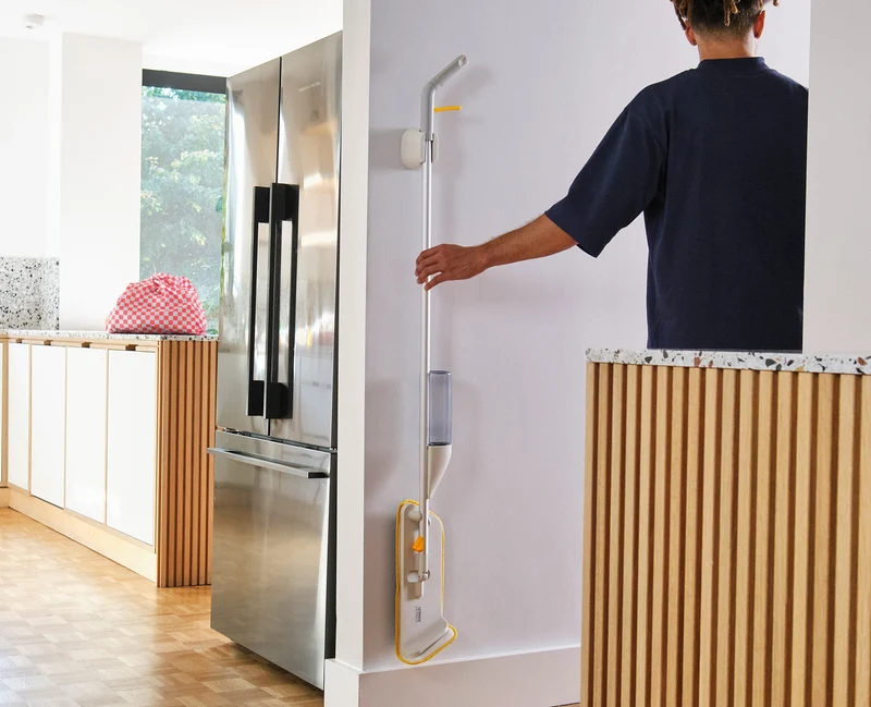 CleanTech™ 2-in-1 Sprühwischer