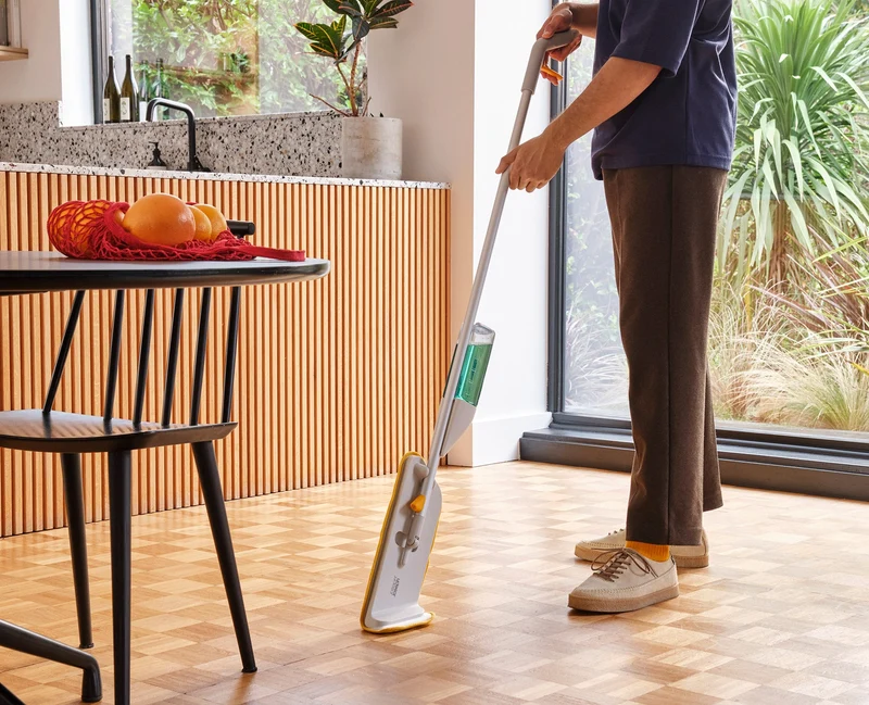 CleanTech™ 2-in-1 Sprühwischer