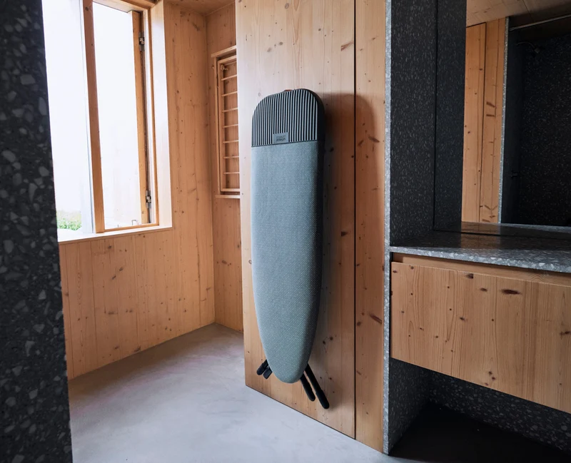 Glide 2 Plus 130cm Waldgrau Leicht-Verstauendes Bügelbrett mit Advanced-Bezug