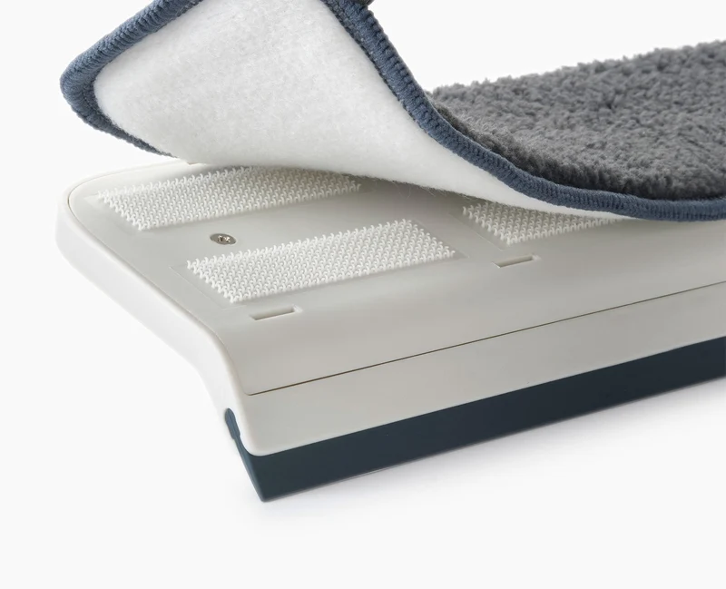CleanTech™ 2-in-1 Mikrofaser-Fensterwischer mit Ersatz Mikrofaser-Fensterwischpad