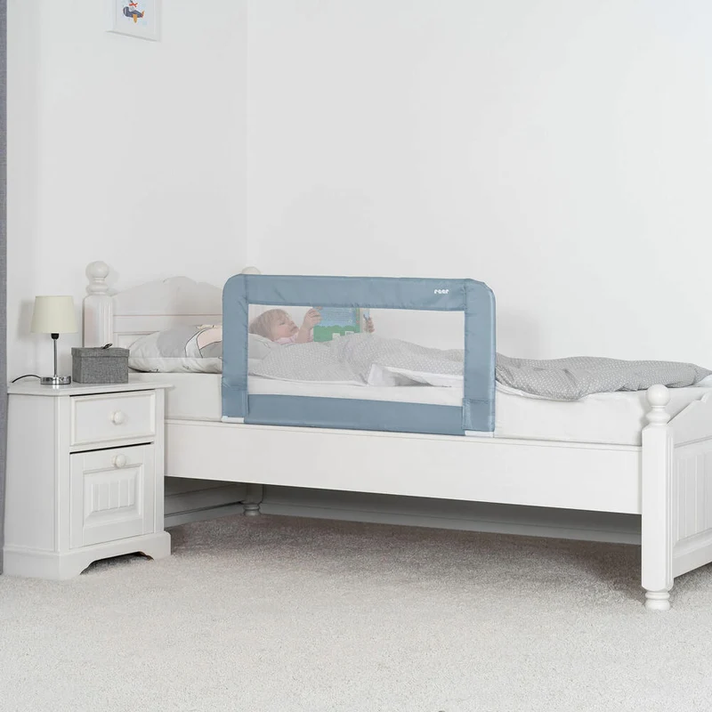 reer Sleep n Keep Bettgitter, Rausfallschutz für Bett, Schutzgitter, Blaugrau Länge 100 cm, 45101
