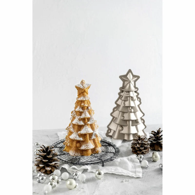 Dr. Oetker Motivbackform Tannenbaum, White Christmas Baking, Backform, Aluminiumguss, Creme-Metallic, 1392